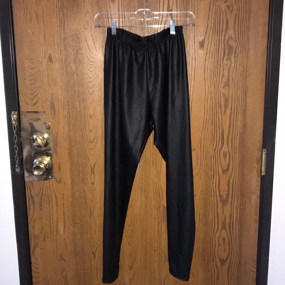 “shiny” leggings